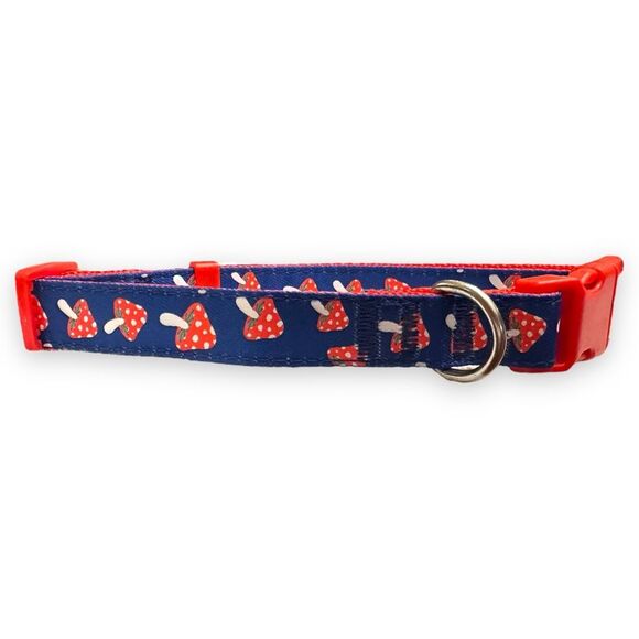 Top Paw Mushroom Adjustable Dog Collar Size Small Red Blue D-Ring Fashion - Picture 4 of 5